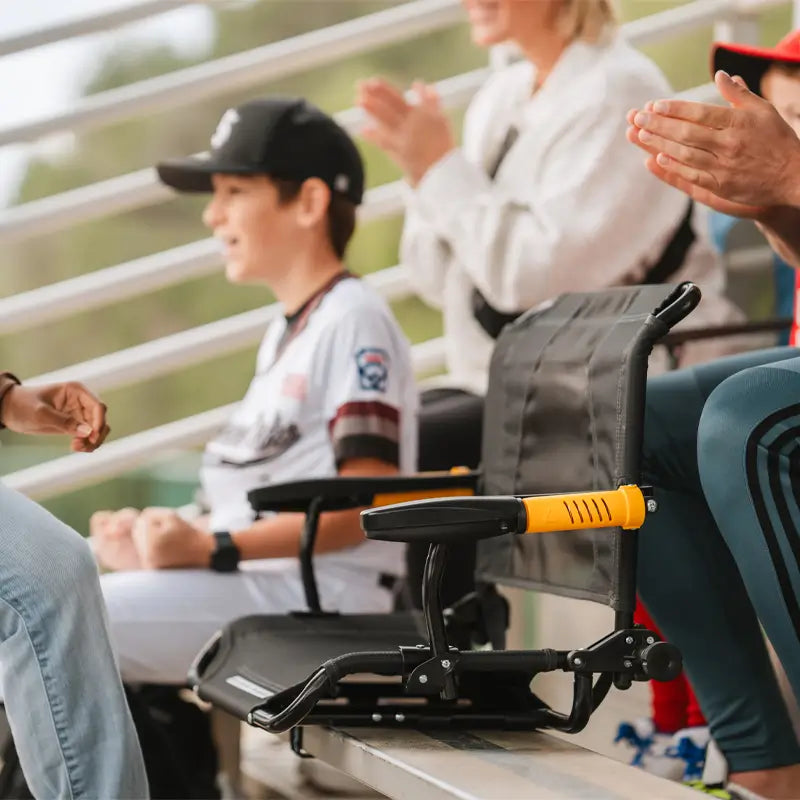 Stadium Rock-Cliner™